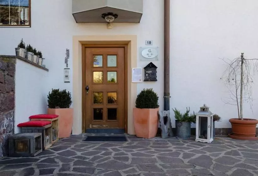 Aamiaismajoitus (B&B) Raschötzhof