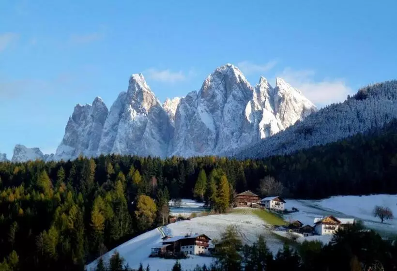 Aamiaismajoitus (B&B) Raschötzhof