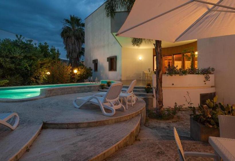 مبيت وإفطار Villa Magnolia Luxury Suites