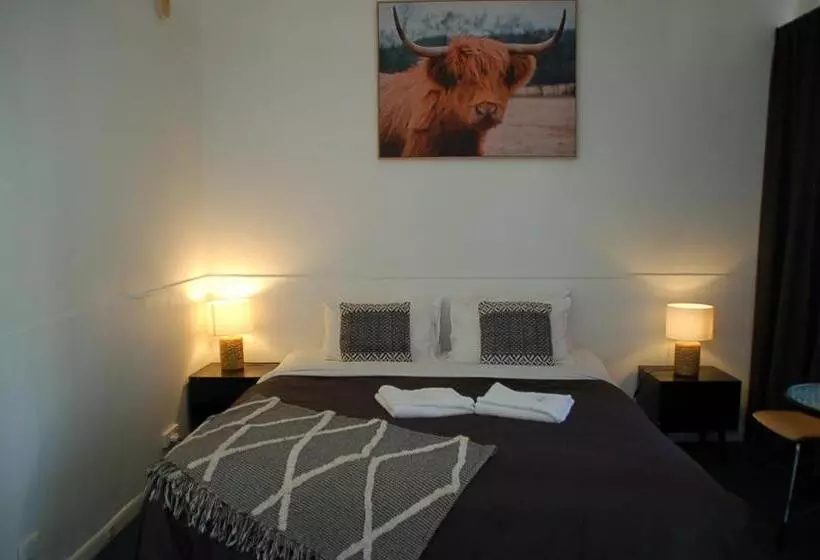 Calder Motel