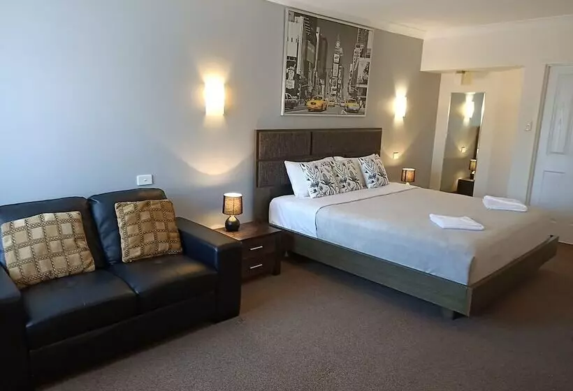Castle Motel