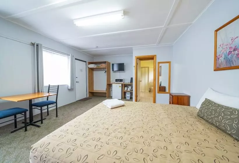 Castle Motel