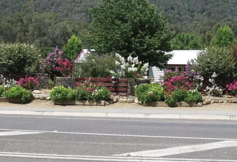 Gatekeepers Traditional Bed & Breakfast