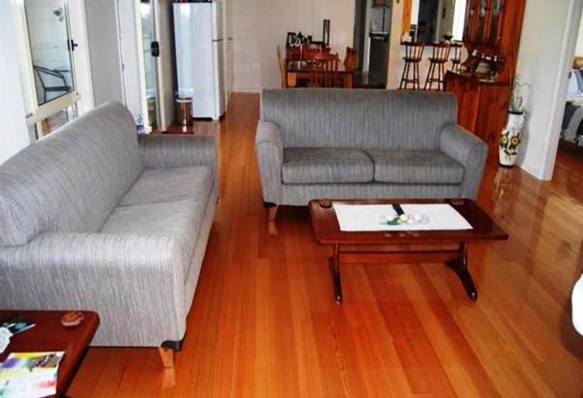 Gatekeepers Traditional Bed & Breakfast