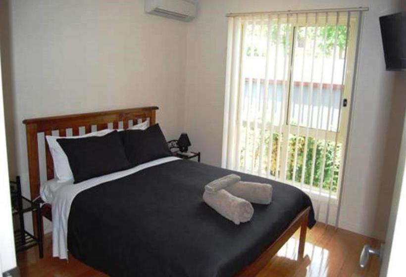 Gatekeepers Traditional Bed & Breakfast