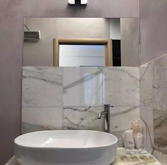 Hotelli Albergo Baffo
