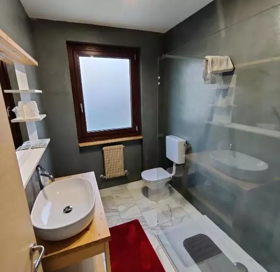 Hotelli Albergo Baffo