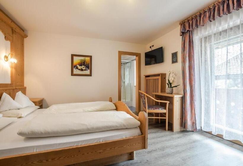 호텔 Pensione Camoscio