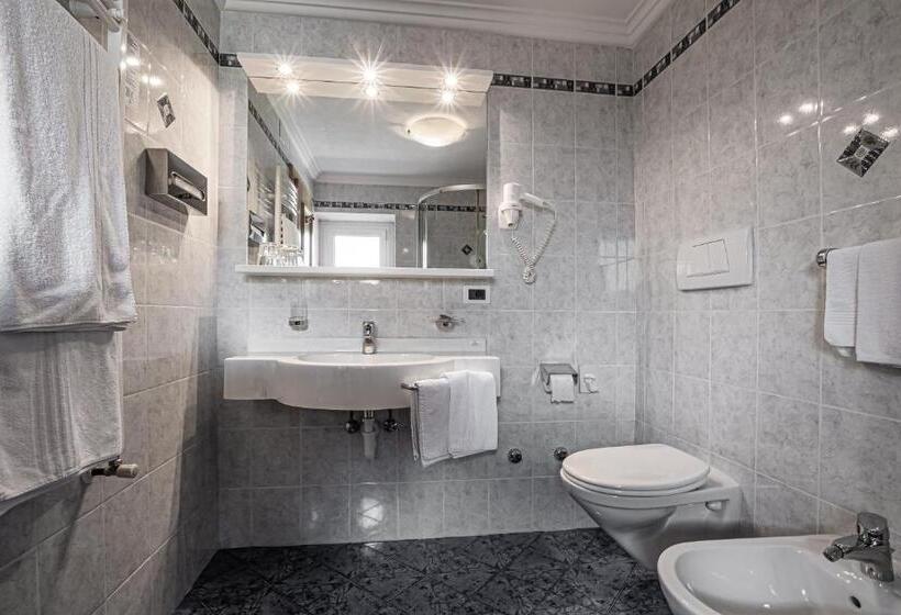 호텔 Pensione Camoscio