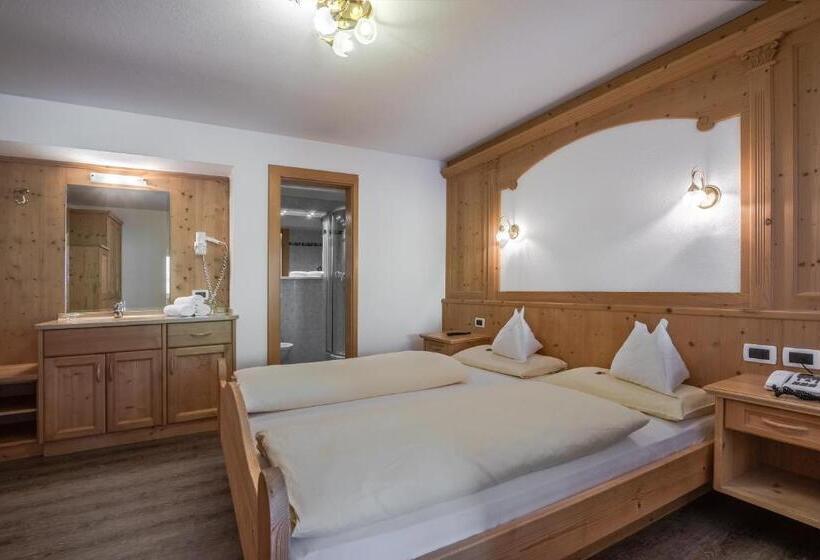 호텔 Pensione Camoscio