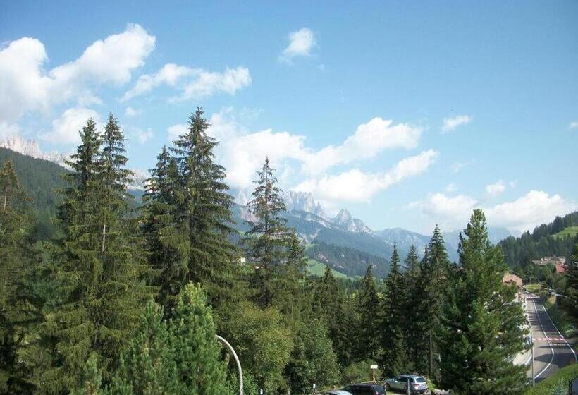 ホテル Vallechiara