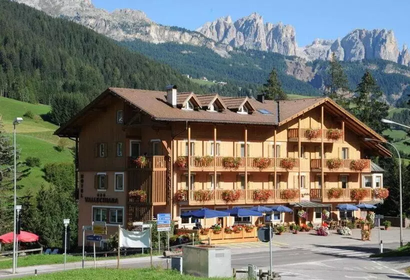 هتل Vallechiara