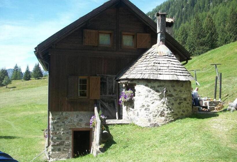 ホテル Vallechiara