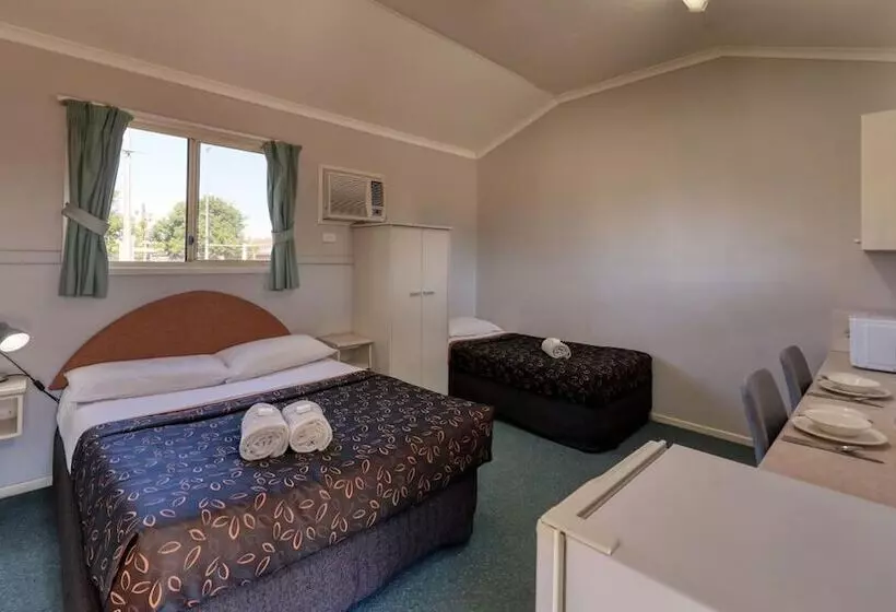 Matilda Motel