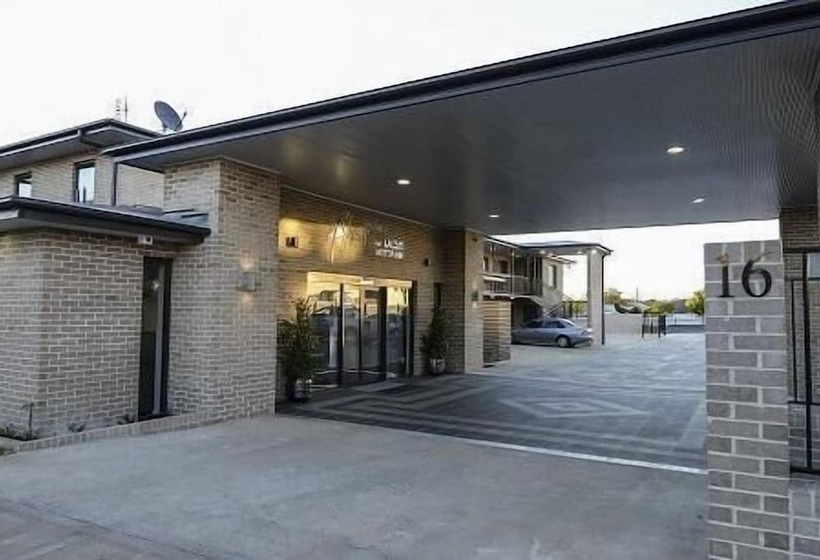 Мотель Astro Dish Motor Inn