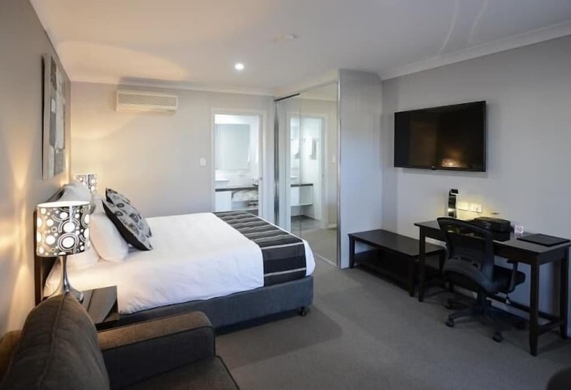 Мотель Astro Dish Motor Inn