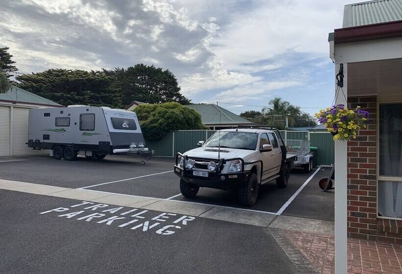 מוטל Arthur Phillip Motor Inn