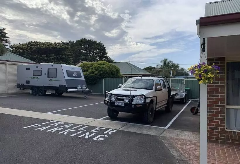 モーテル Arthur Phillip Motor Inn