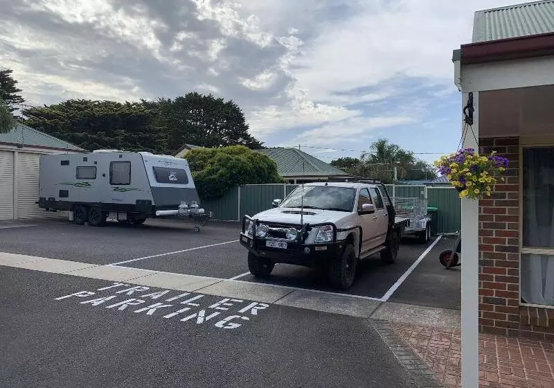 モーテル Arthur Phillip Motor Inn