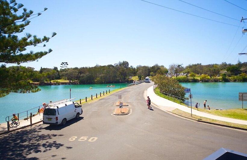 汽车旅馆  Brunswick River Inn