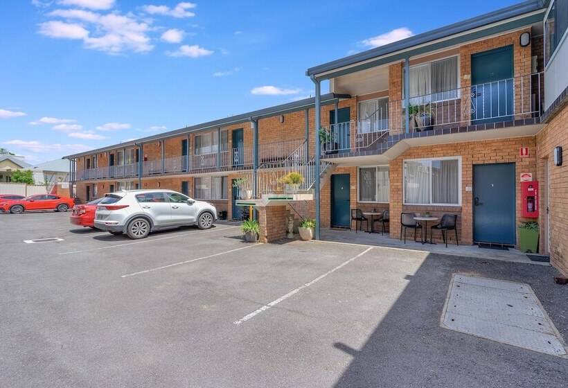 Cosmo Motel Adamstown