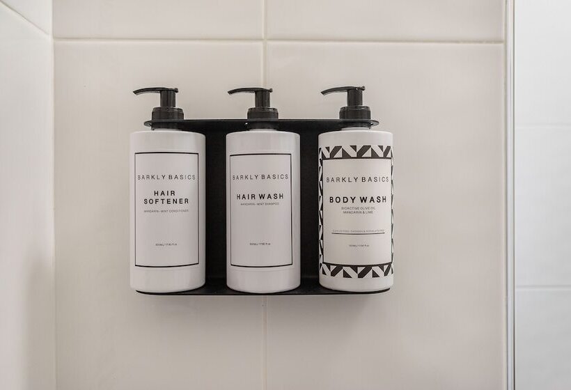 Cosmo Motel Adamstown