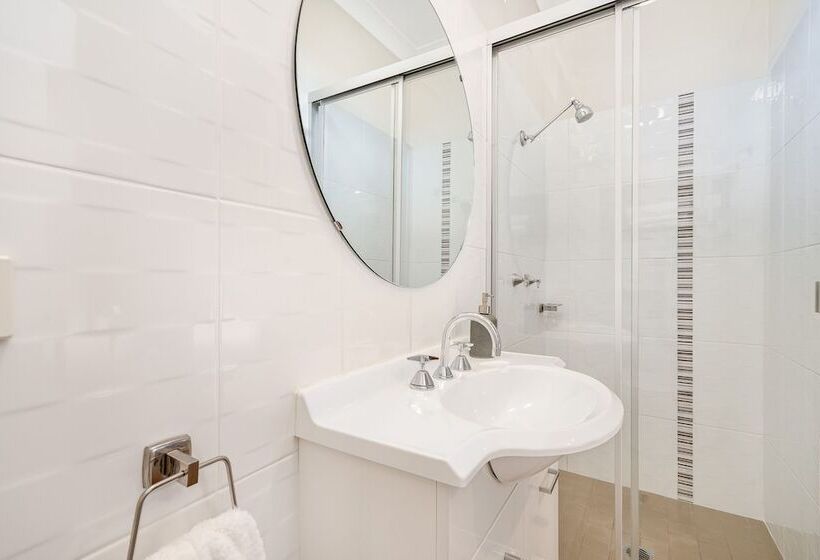 Cosmo Motel Adamstown