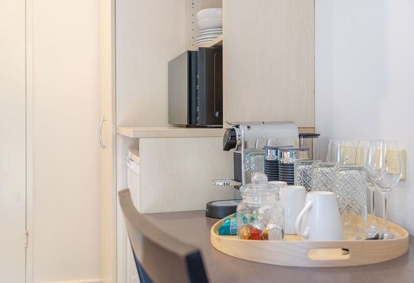 Cosmo Motel Adamstown