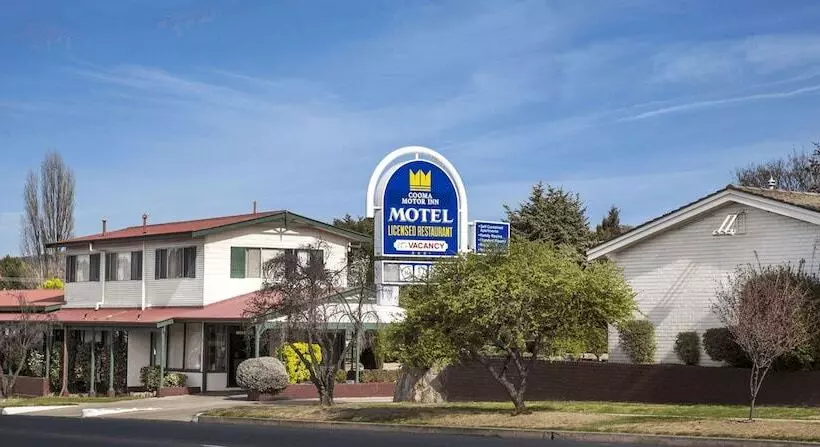 مُتل Redhill Cooma Motor Inn