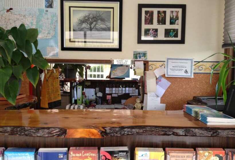 Мотель Rippleside Park Motor Inn