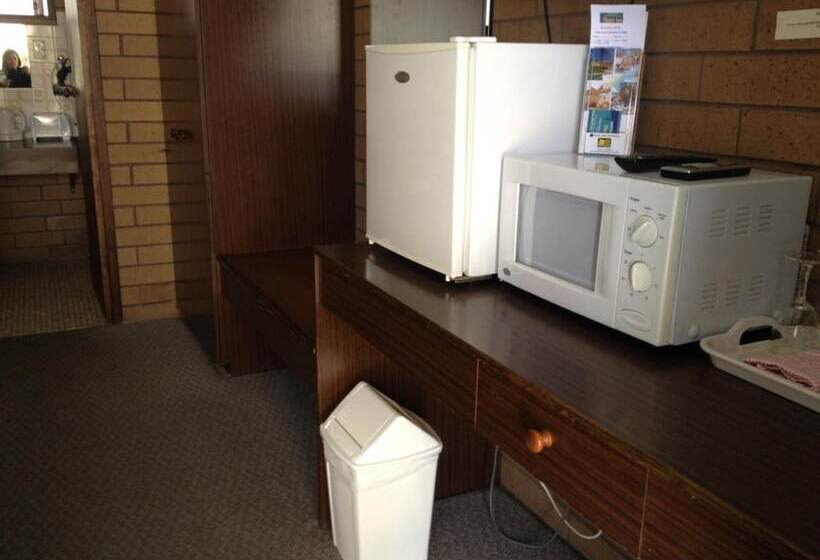 Мотель Rippleside Park Motor Inn