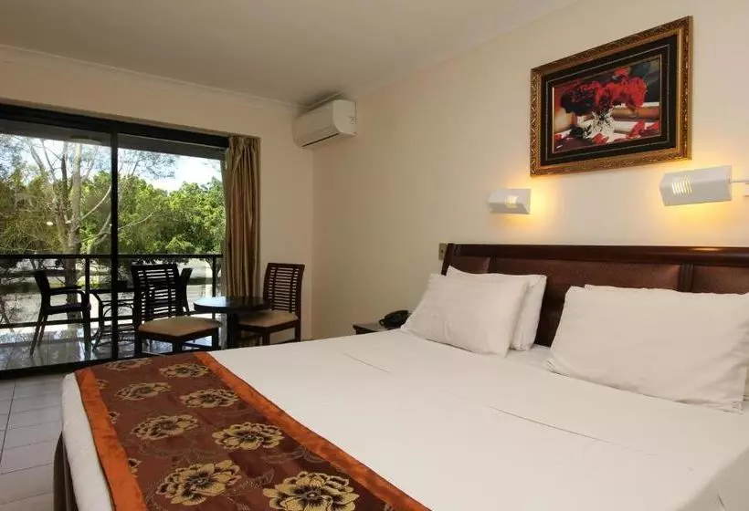 Novena Palms Motel