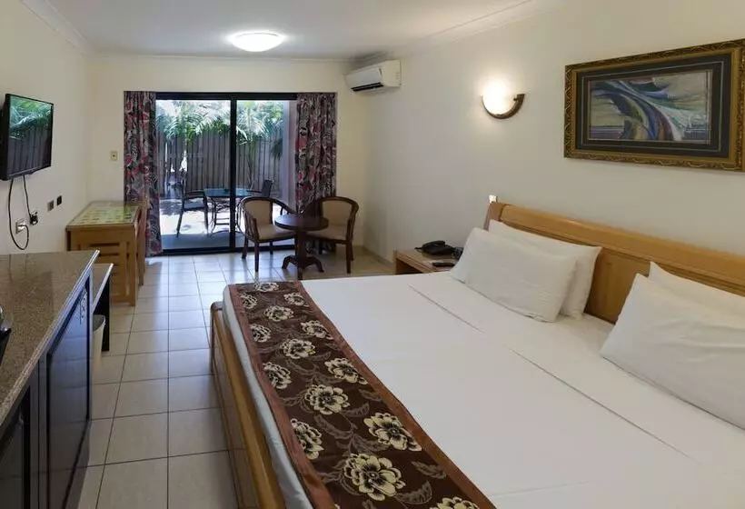Novena Palms Motel