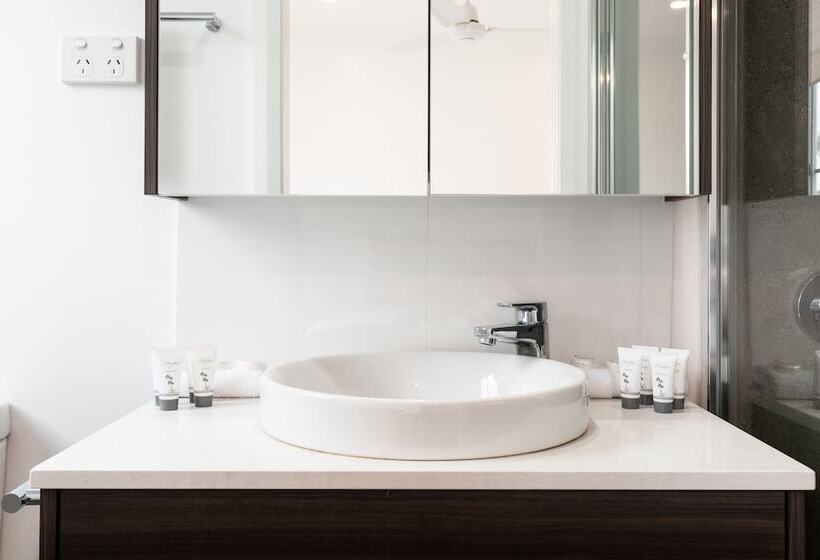 Seahorse Inn Hotel & Villas