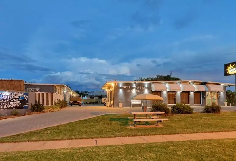 Sun Centre Motel