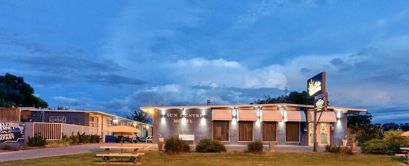 Sun Centre Motel