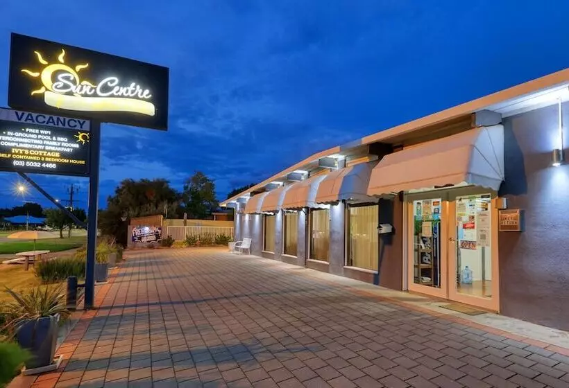 Sun Centre Motel