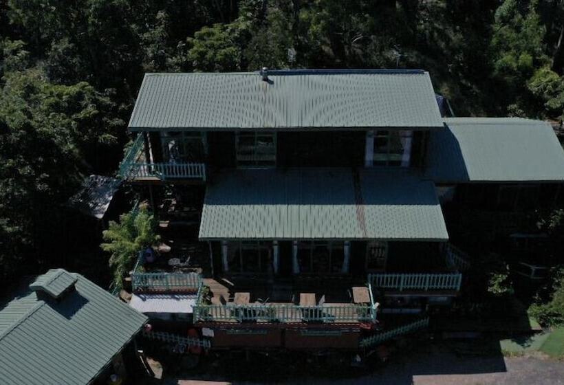 The Goat And Goose Bed & Breakfast