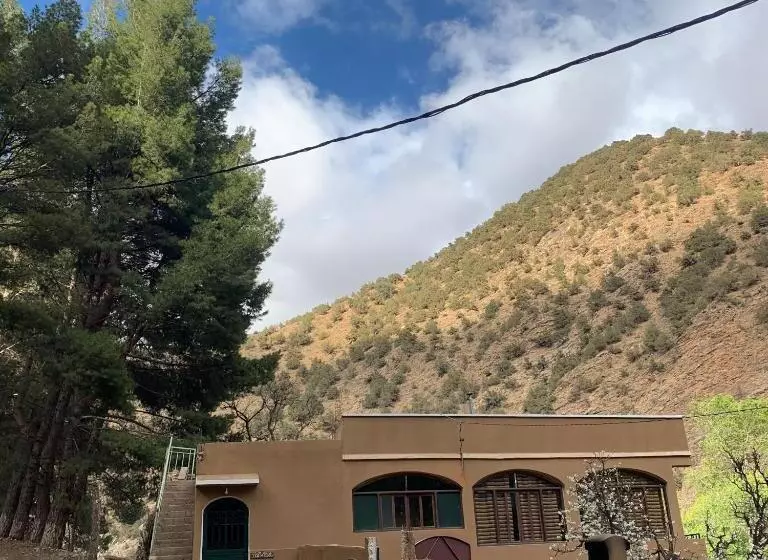 Aamiaismajoitus (B&B) Guest House Tigminou