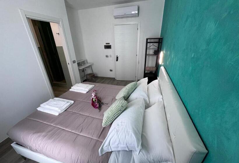 تختخواب و صبحانه Ilary Rooms 2.0