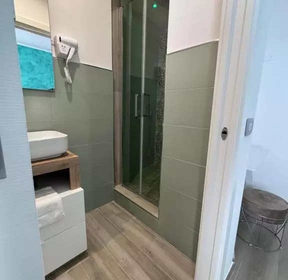 ベッドアンドブレックファースト Ilary Rooms 2.0