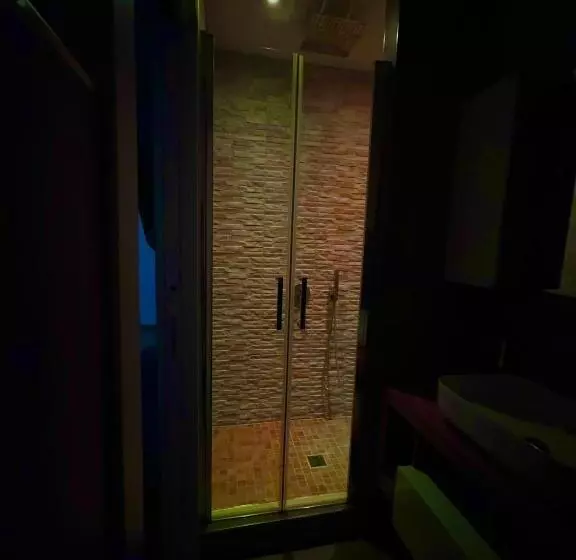 ベッドアンドブレックファースト Ilary Rooms 2.0