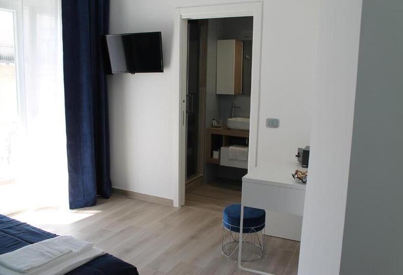 تختخواب و صبحانه Ilary Rooms 2.0