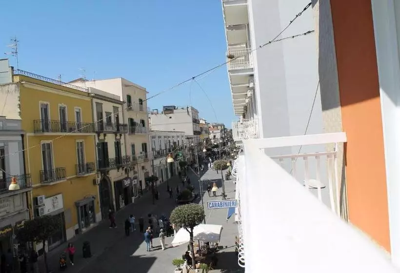 ベッドアンドブレックファースト Ilary Rooms 2.0