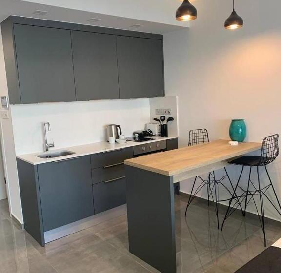 Courtyard Long Beach Holiday Resort