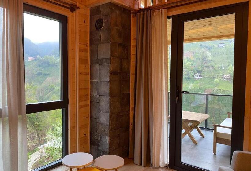 فندق Suvand House