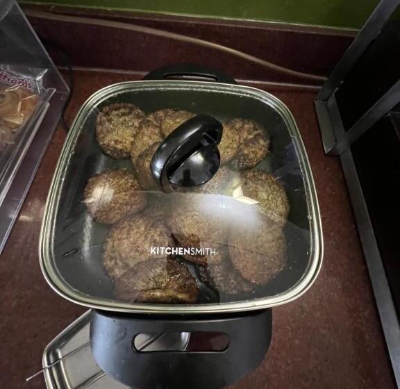 Отель Welcome Inn & Suites East Chase/pike Road