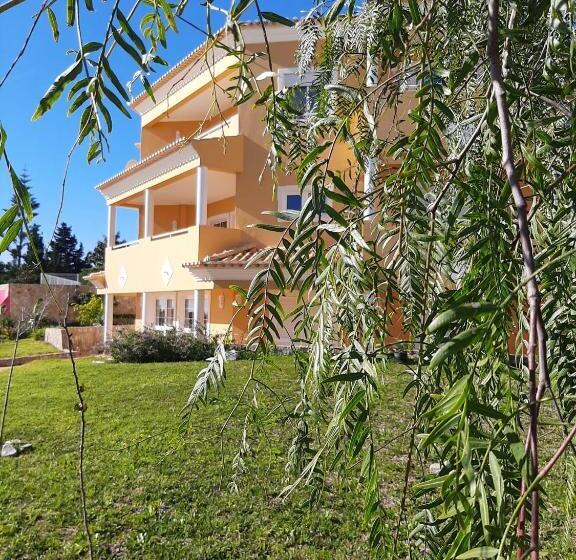 ペンション Lucie Lime Guesthouse