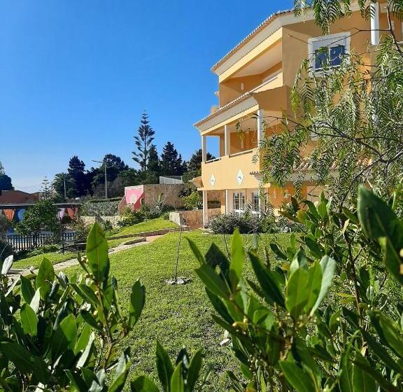 ペンション Lucie Lime Guesthouse