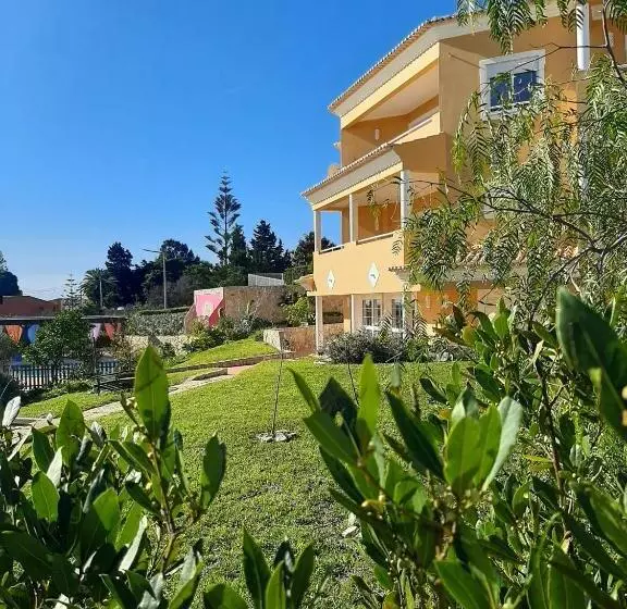 Majatalo Lucie Lime Guesthouse